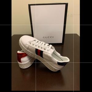 Gucci shoes